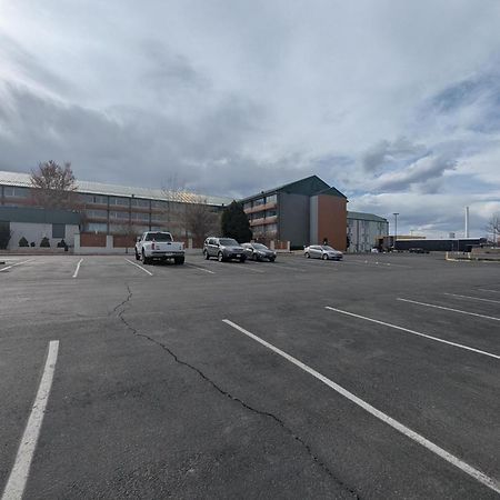 Plaza Hotel Denver Central المظهر الخارجي الصورة
