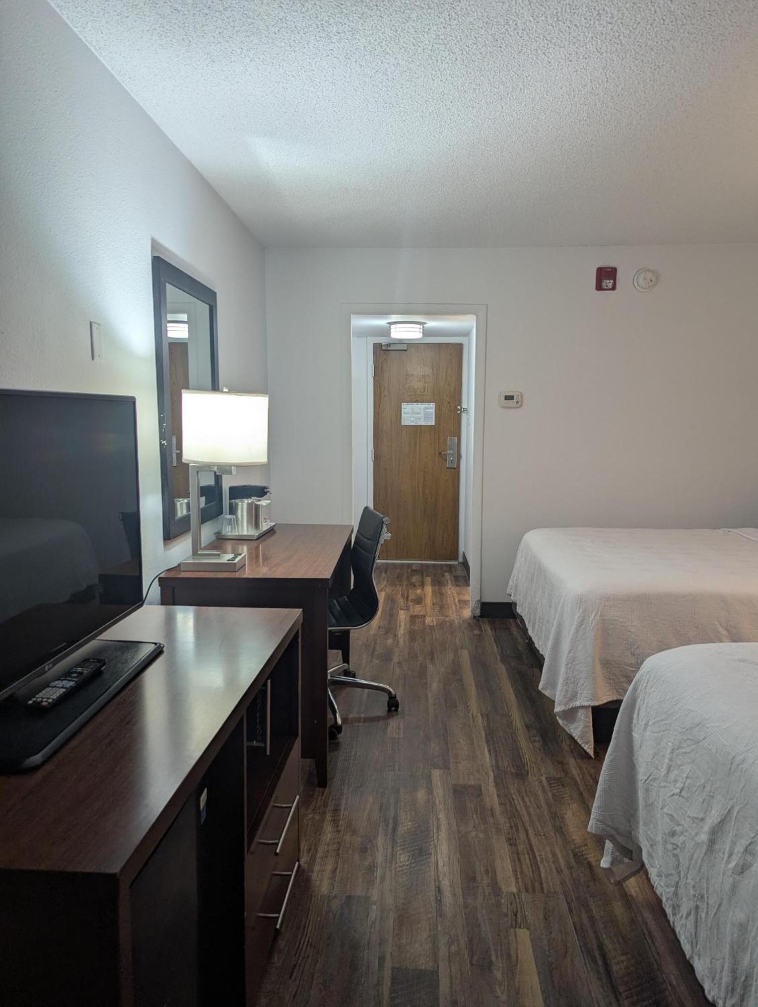 Plaza Hotel Denver Central المظهر الخارجي الصورة